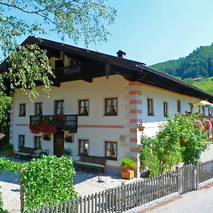 Meyerlhof Apartment
